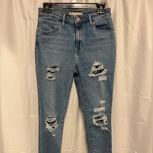 Levi’s 721 High Rise Skinny Jeans 29”
